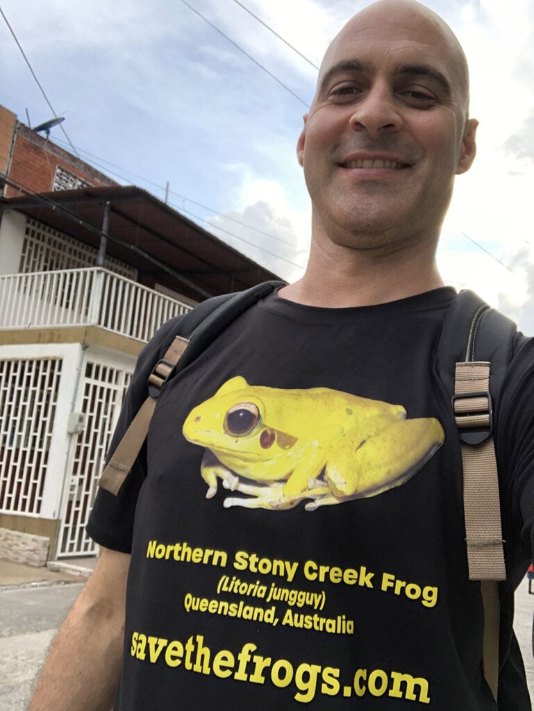 Yellow-Frog-litoria-jungguy-Save-The-Frogs-Shirt-Kerry-Kriger-1000